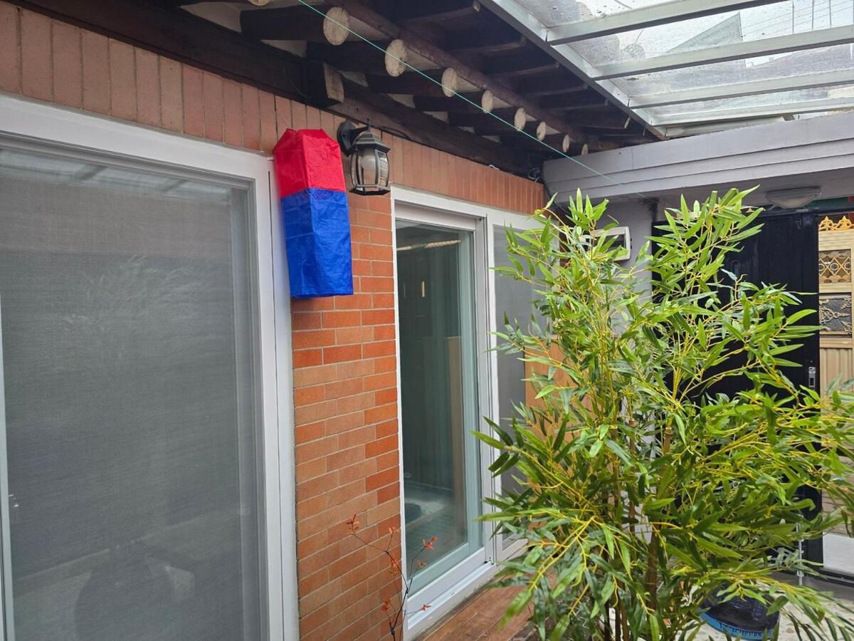 #private Hanok #3rooms #barbecue #rooftop Sunbed #korea Station Holiday home