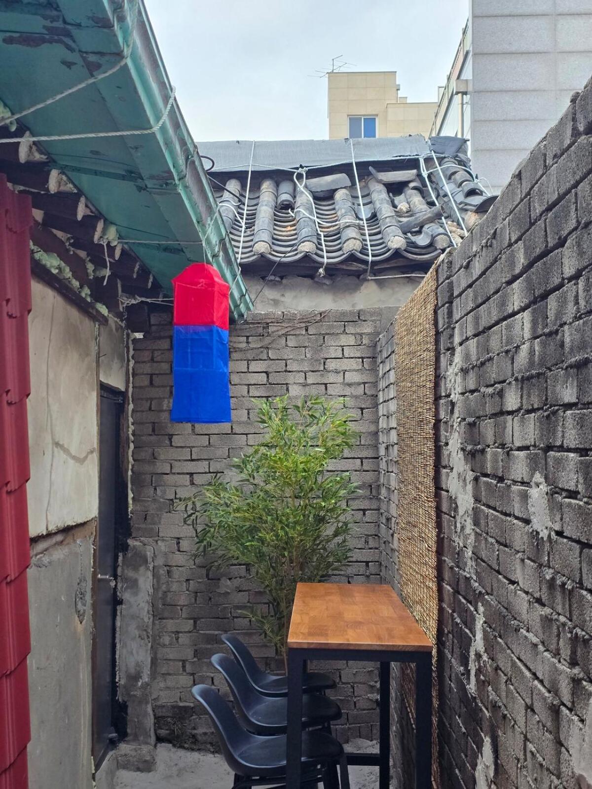 #private Hanok #3rooms #barbecue #rooftop Sunbed #korea Station Holiday home *